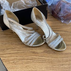 Women’s heels  7.5